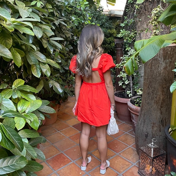 Cut-out Mini Dress - Picture 3 of 4